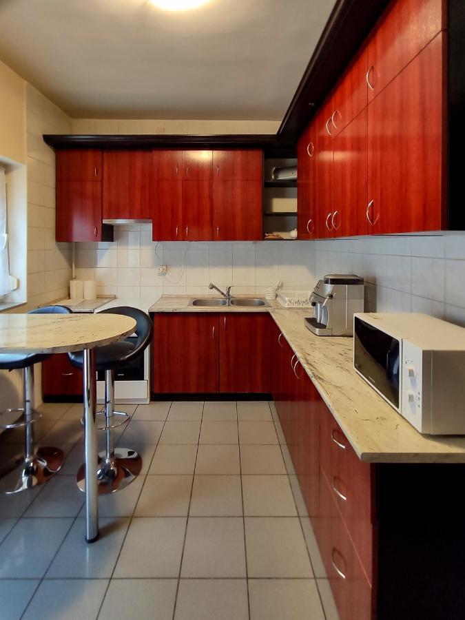 Afrodite Apartmanhaz Eger Extérieur photo